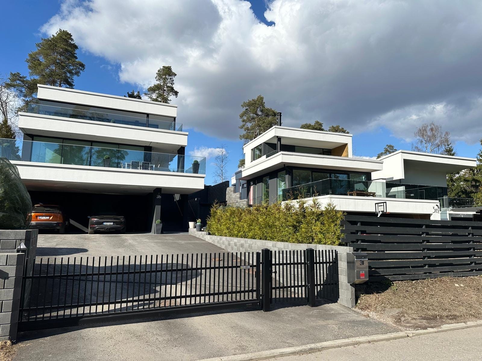 16255fb6-be0f-4521-a4c9-07212fd46645