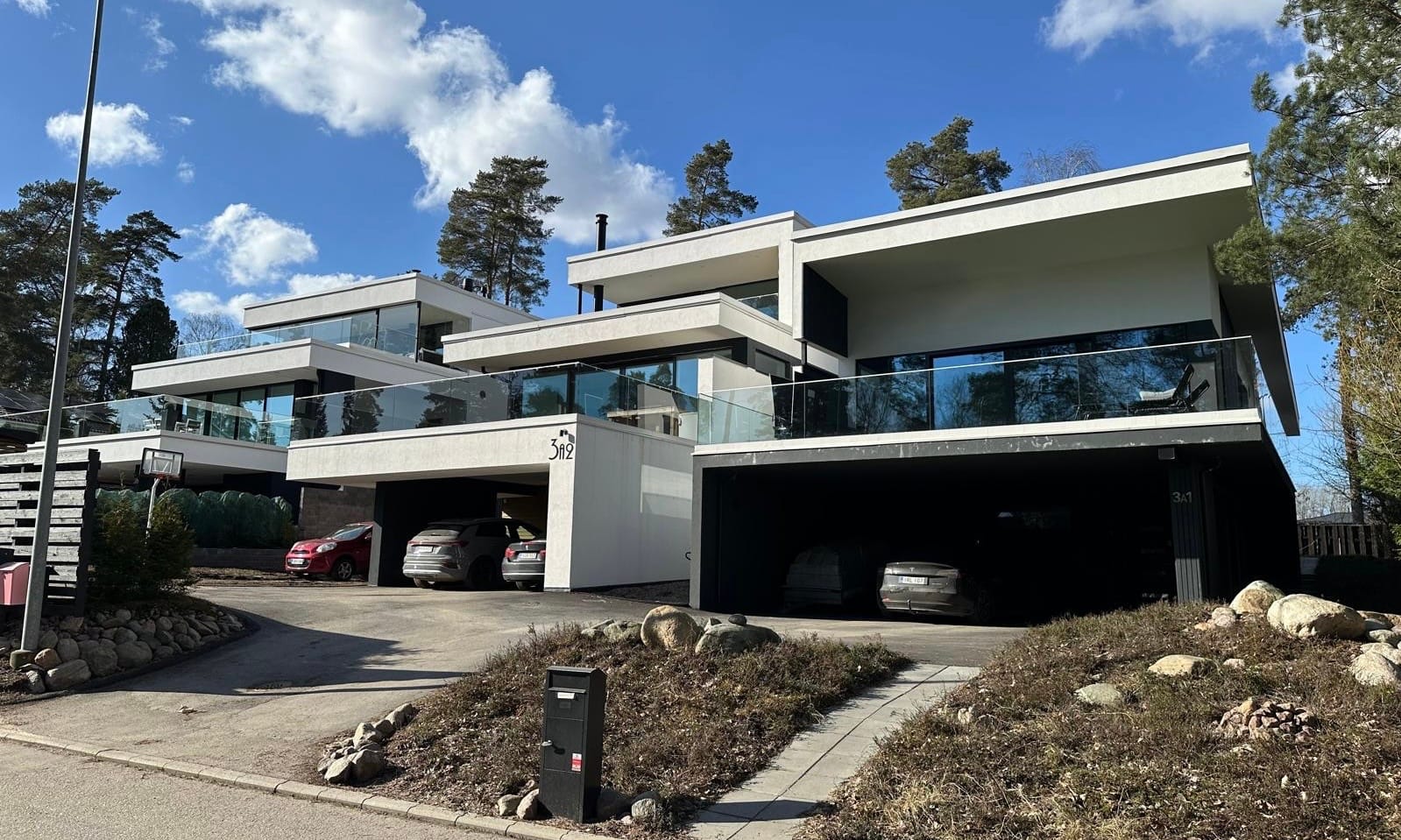 Mansikkatie 3 Espoo Westend