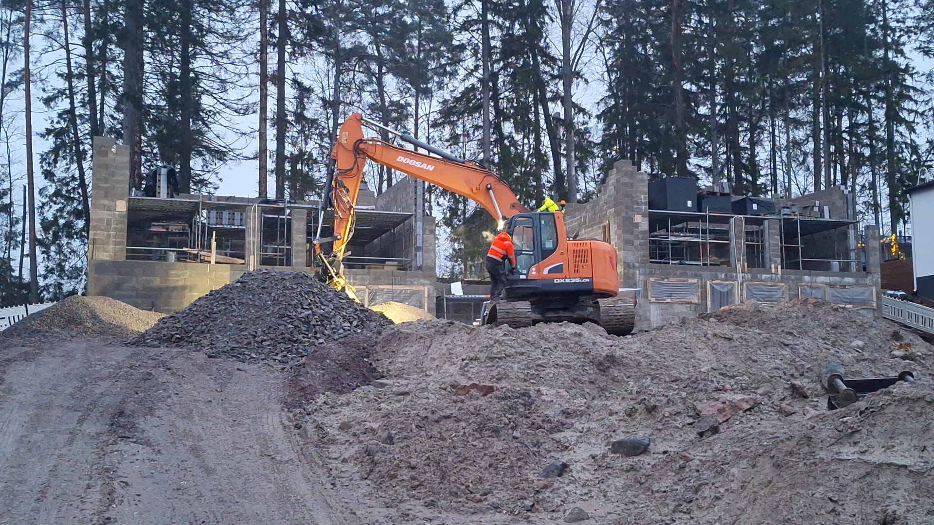 cabd3062-f175-435e-953c-9369dbe1ec43